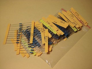 AliExpressから届いた抵抗セット