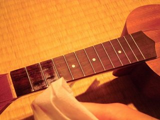 オレンジオイルで拭き掃除